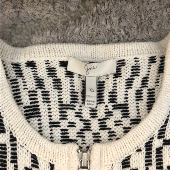 Joie Zip Up Sweater Jacket - Picture 2 of 2